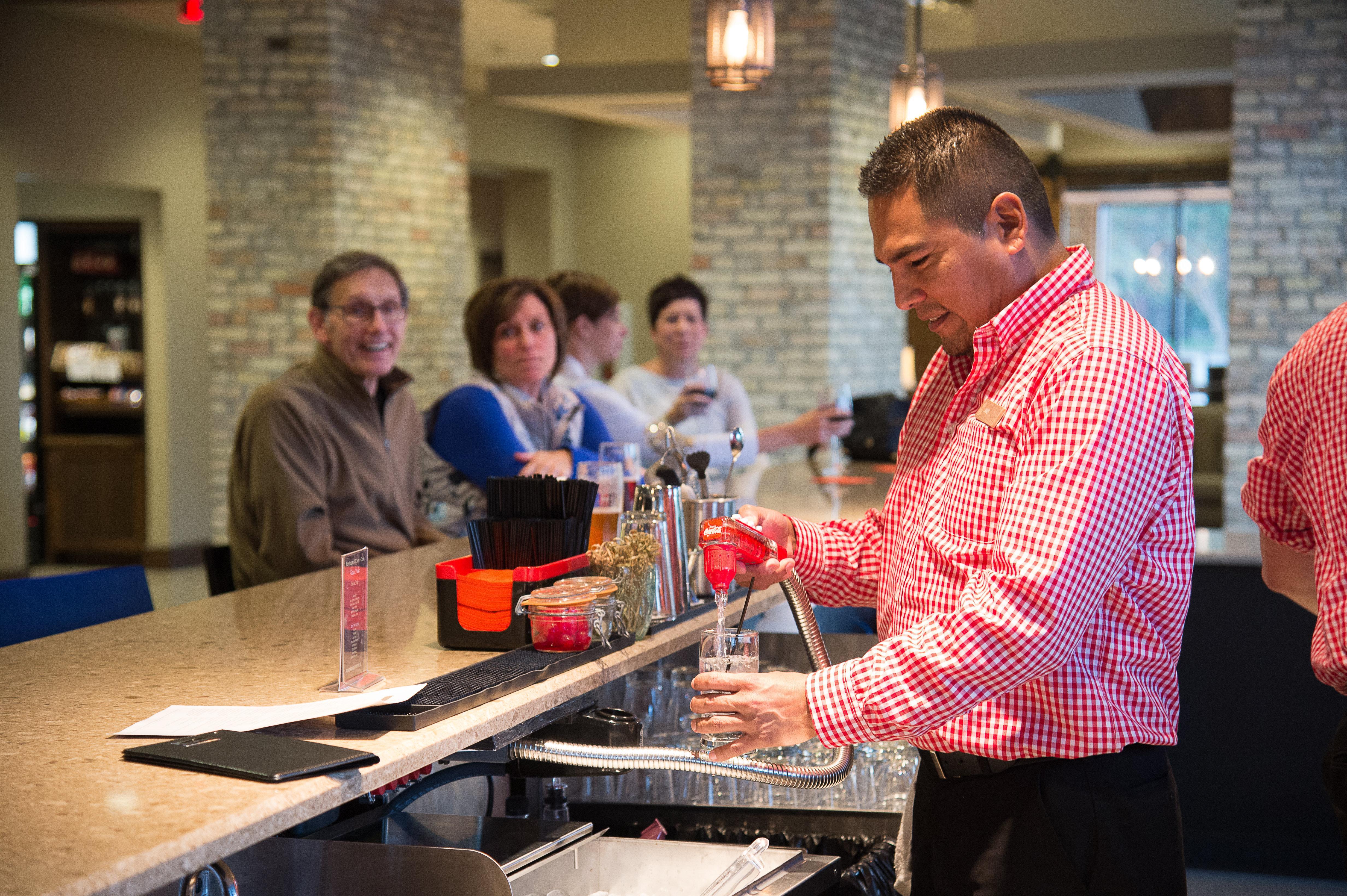 Hotel Indigo Traverse City By Ihg Exterior foto